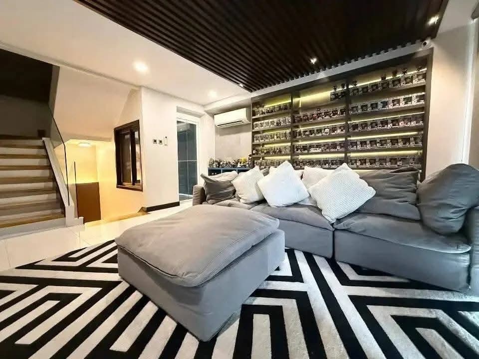 Manhattan Premium Townhomes | 4BR 386sqm Townhouse for Sale in Quezon City