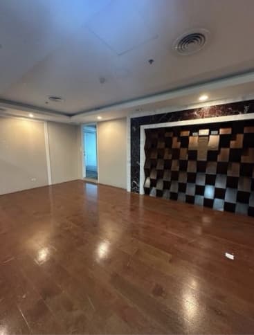 Pbcom Tower | 217sqm Office Space for Rent in Makati City