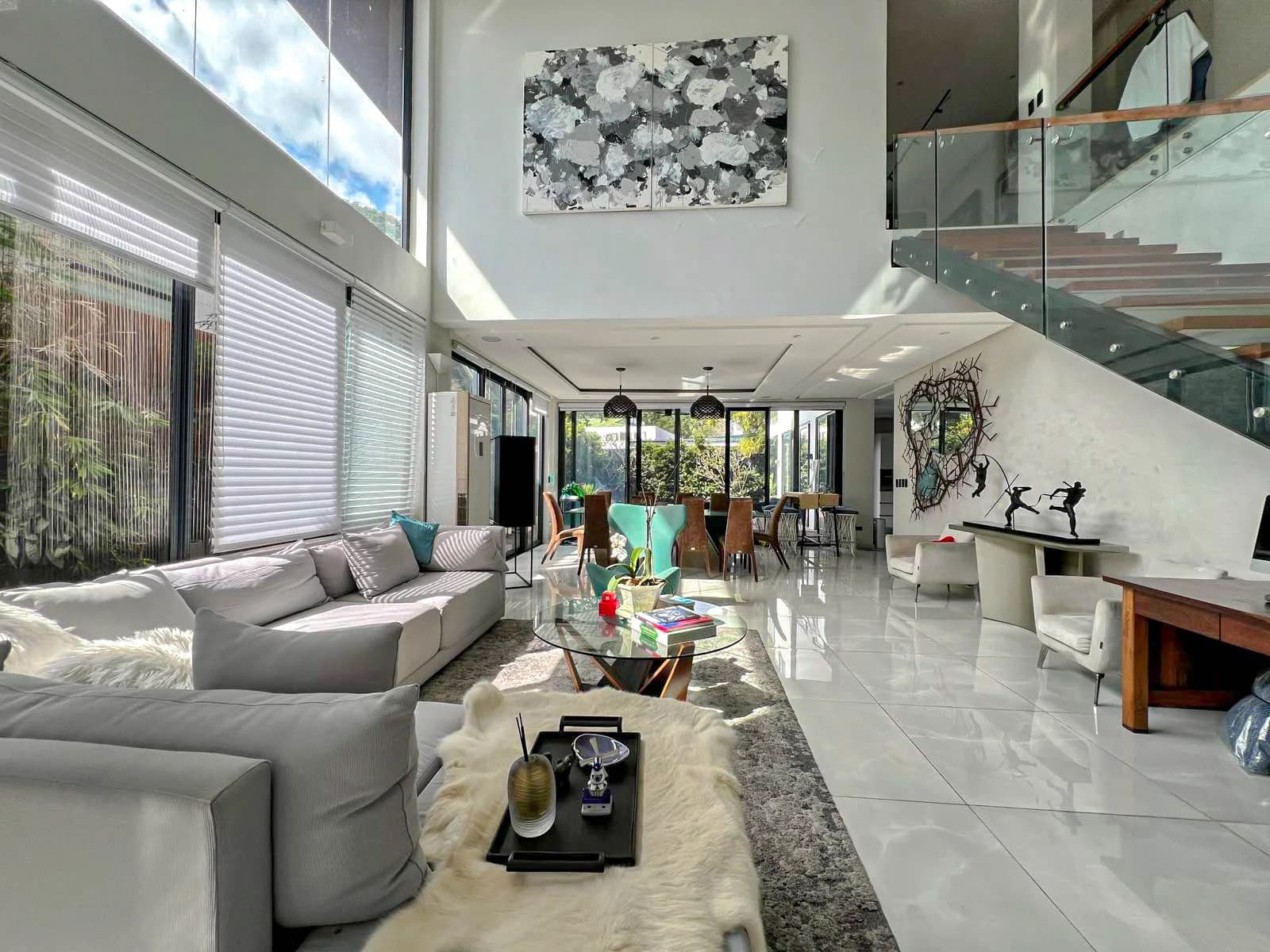 Mary Mount Compound (la Vista) | 5BR 550sqm House & Lot for Sale in Quezon City