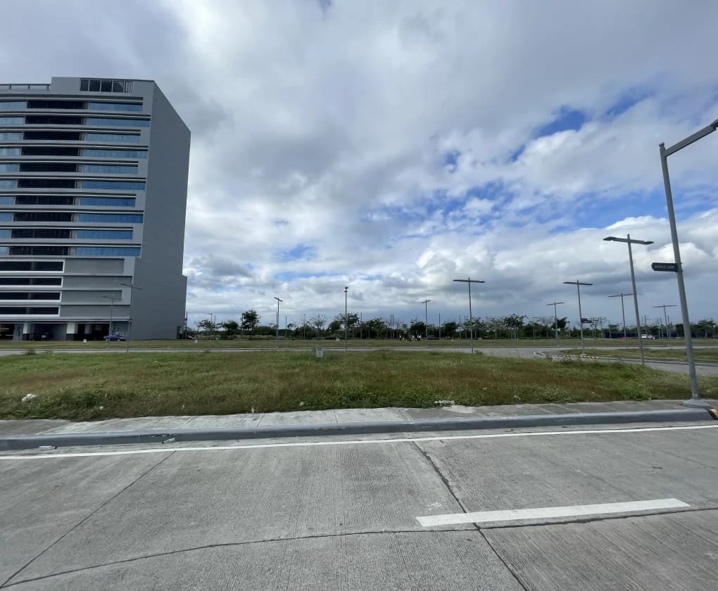 Maple Grove Commercial District | Lot for Sale in Cavite