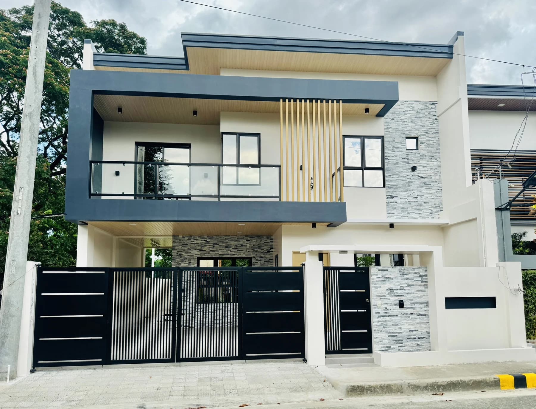 Valley View - Valleygolf | 3BR 260sqm House & Lot for Sale in Rizal
