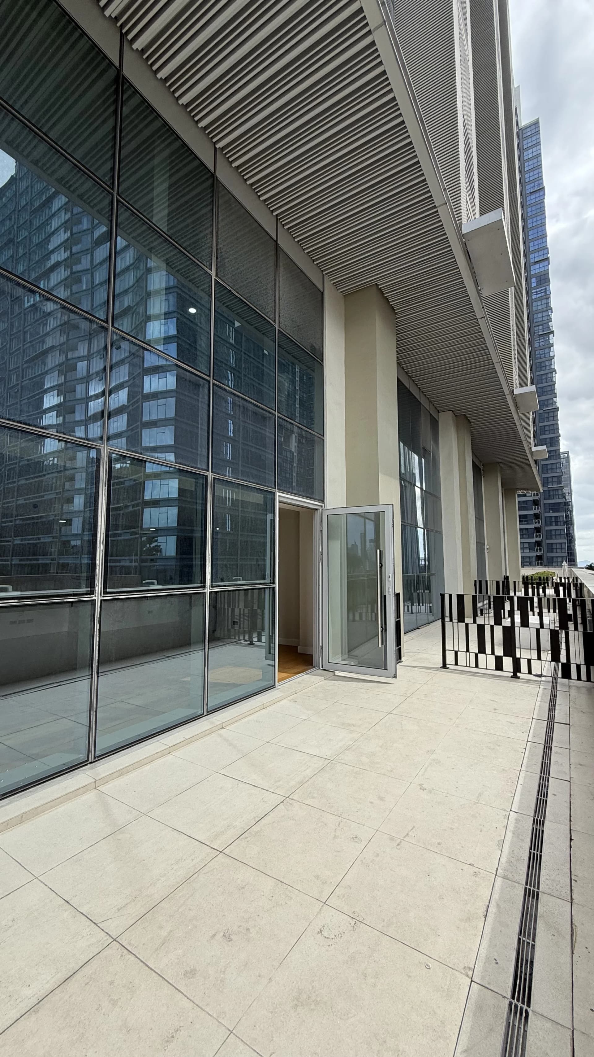 The Seasons Haru | 3BR 296sqm Condo for Sale in Taguig City - Bgc