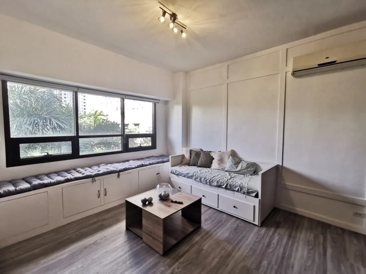 The Icon Residences | 1BR 61sqm Condo for Sale in Taguig City - Bgc