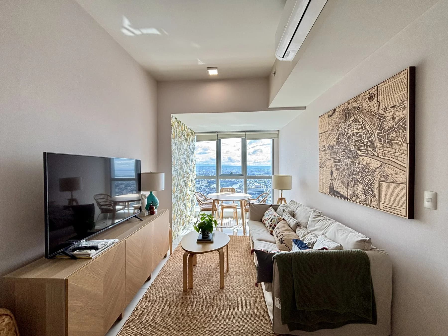 Uptown Parksuites | 3BR 89sqm Condo for Rent in Taguig City - Bgc