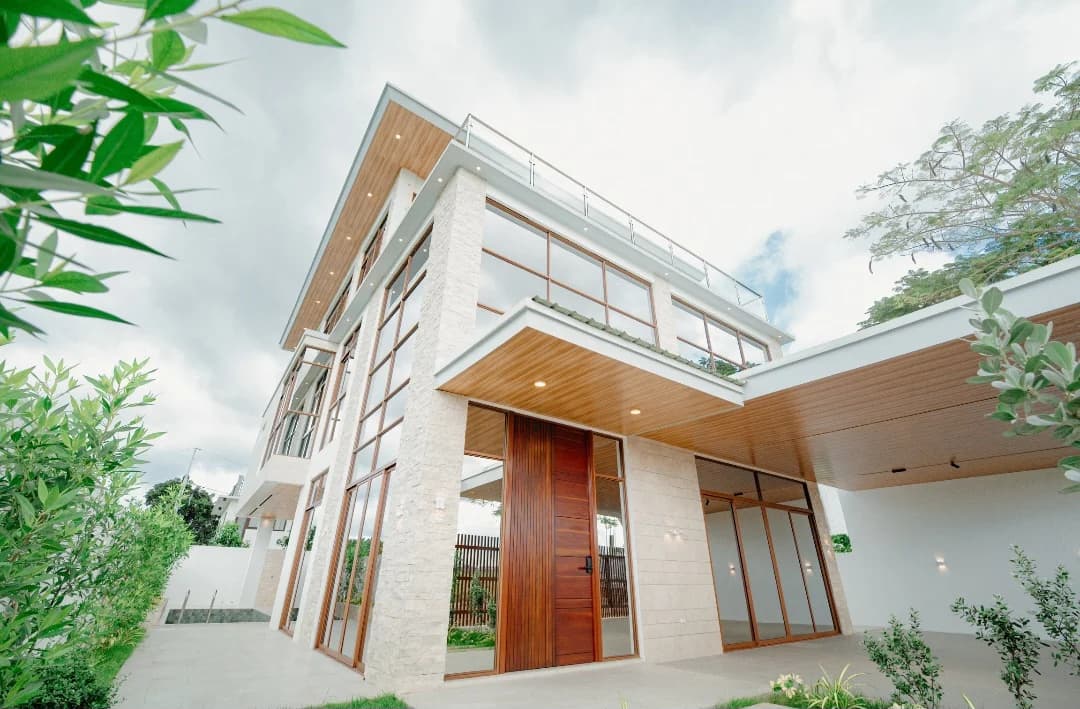 Eastland Heights | 4BR 420sqm House & Lot for Sale in Rizal