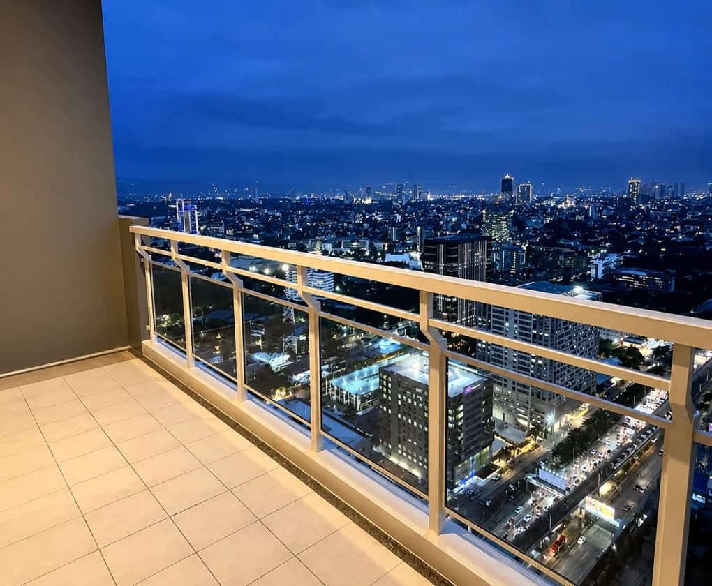 The Crestmont | 2BR 66sqm Condo for Sale in Quezon City