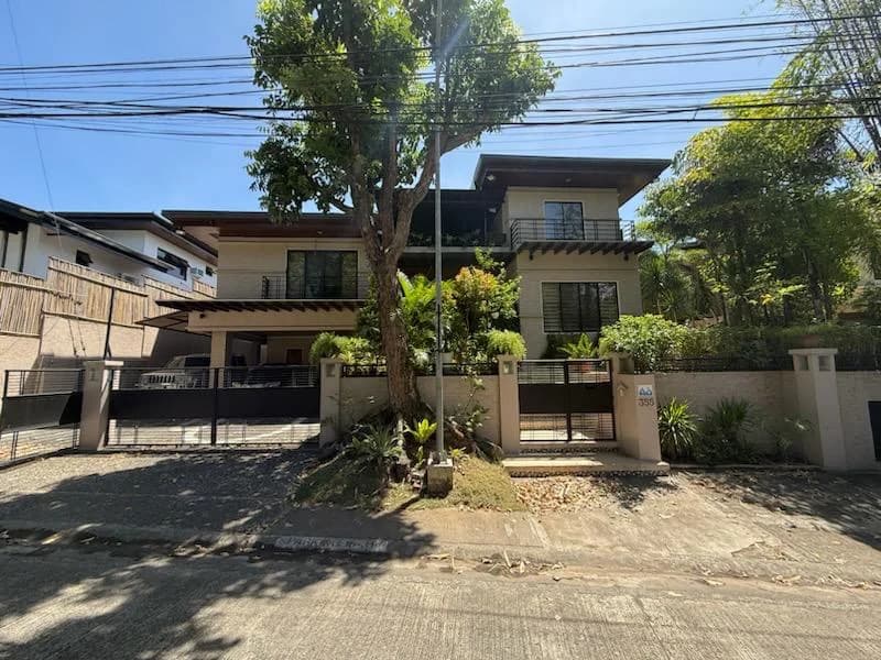 Ayala Alabang Village | 5BR 900sqm House & Lot for Sale in Muntinlupa City