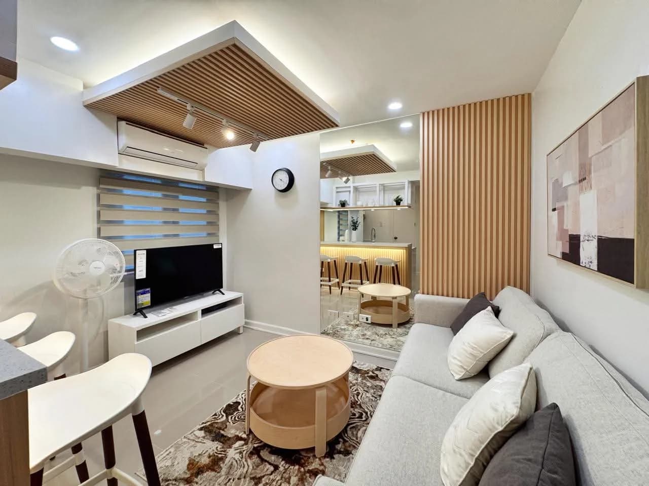 Victoria De Makati | 2BR 43sqm Condo for Sale in Makati City