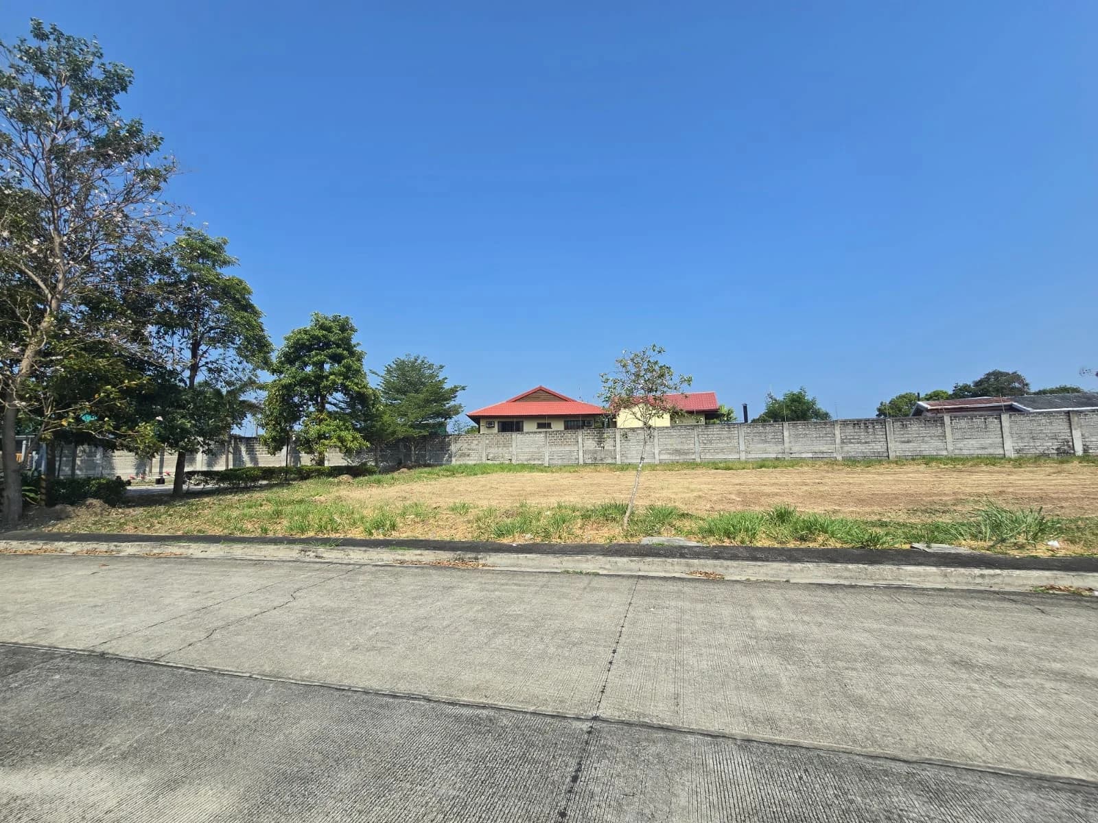 Alabang West | Lot for Sale in Las Piñas City