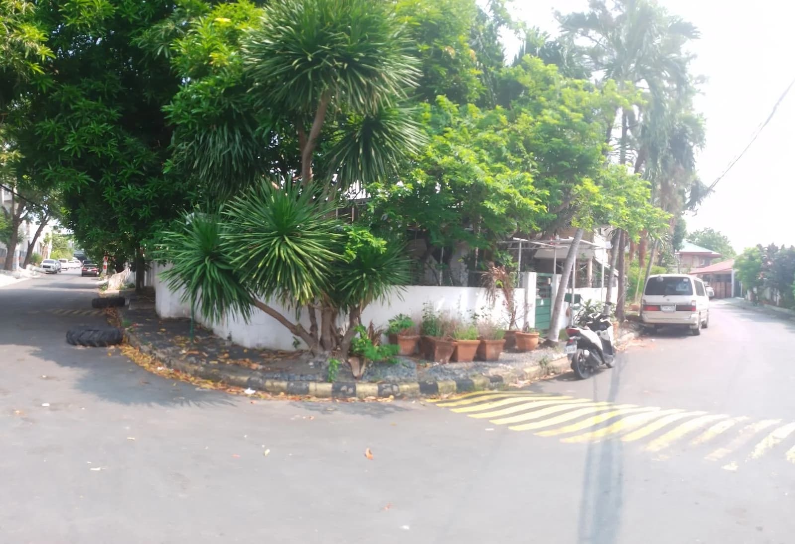 Residential Bungalow Moonwalk Paraneque | 3BR 321sqm House & Lot for Sale in Parañaque City