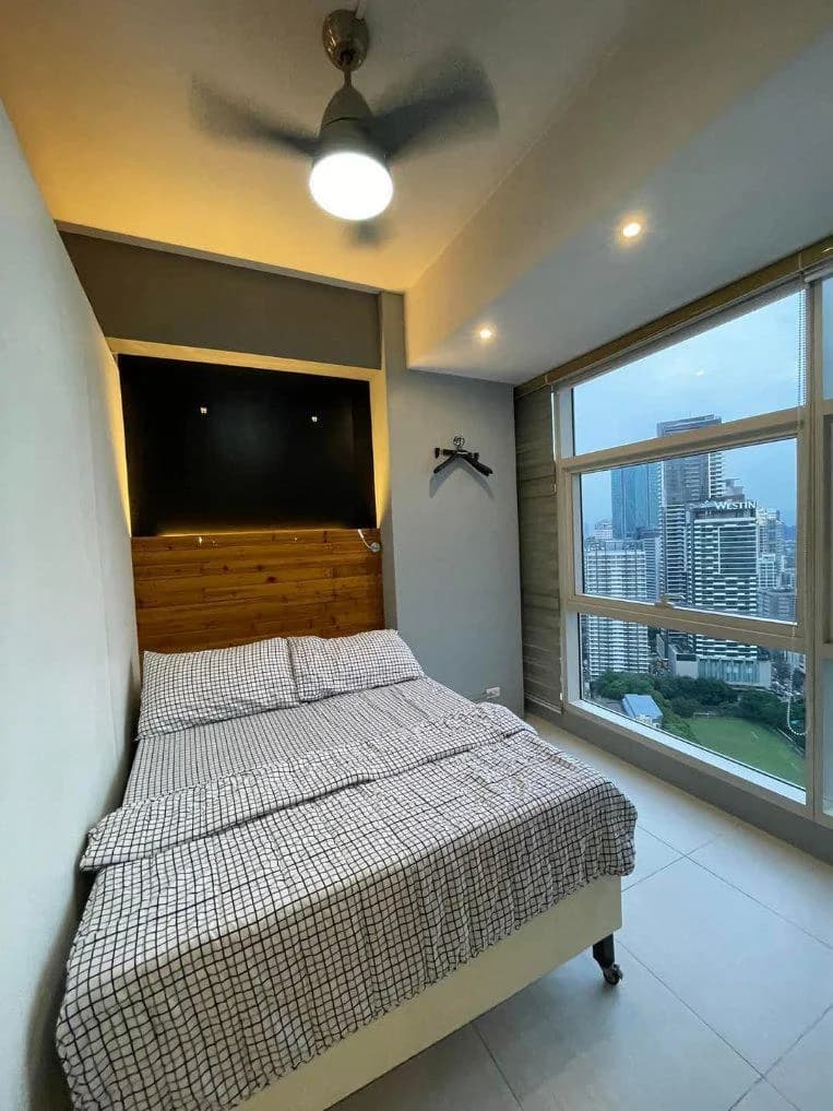 Twin Oaks Place - Greenfield District | Studio 32sqm Condo for Sale in Pasig City