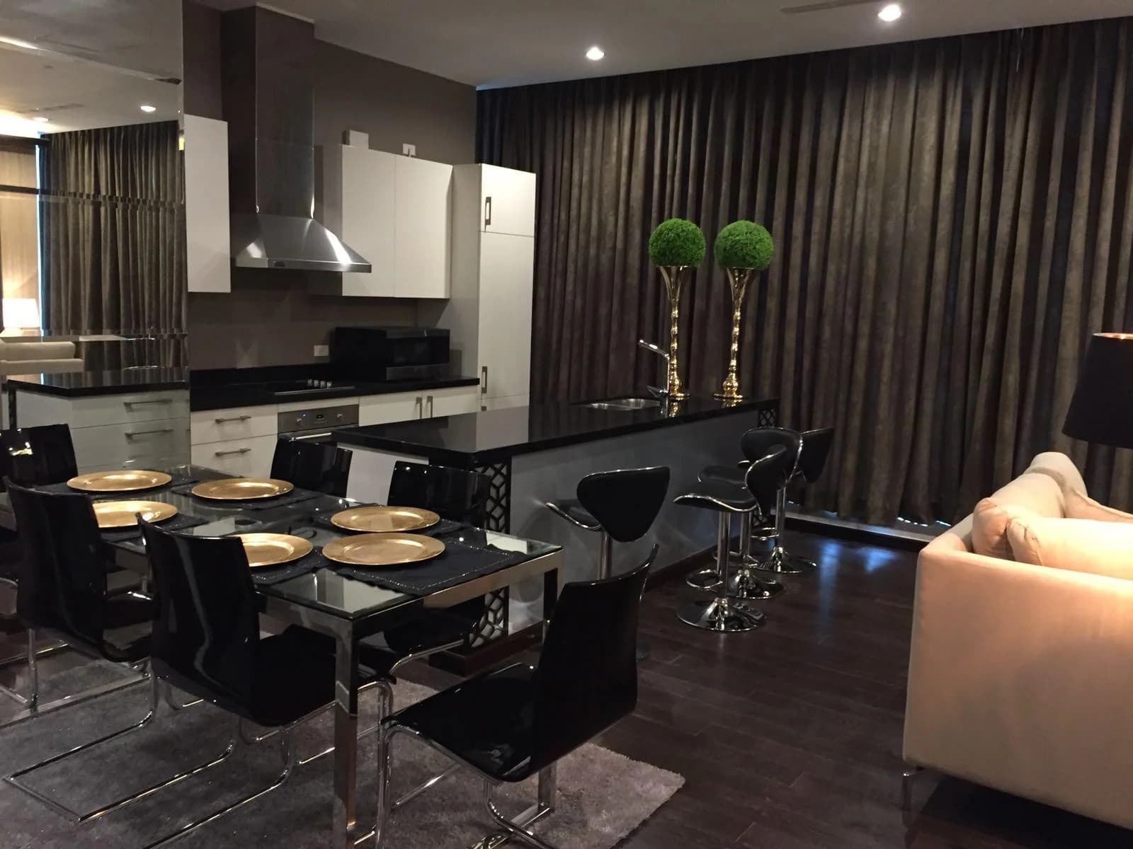 Trump Tower | 1BR 95sqm Condo for Sale in Makati City