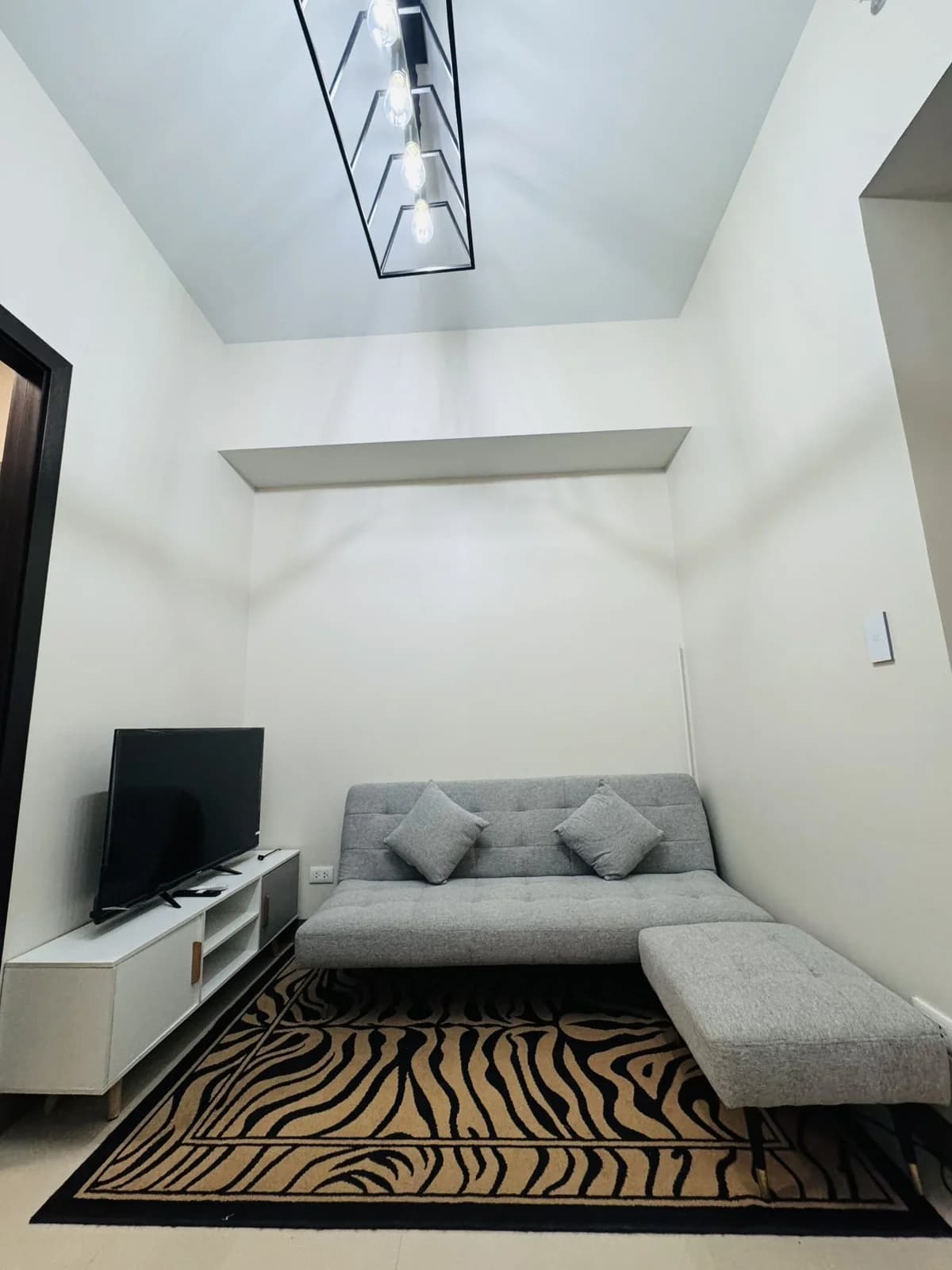 Park Mckinley West | 1BR 36sqm Condo for Rent in Taguig City - Mckinley