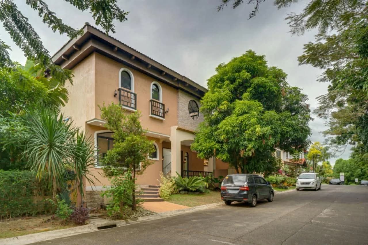 Portofino Heights | 4BR 418sqm House & Lot for Sale in Cavite