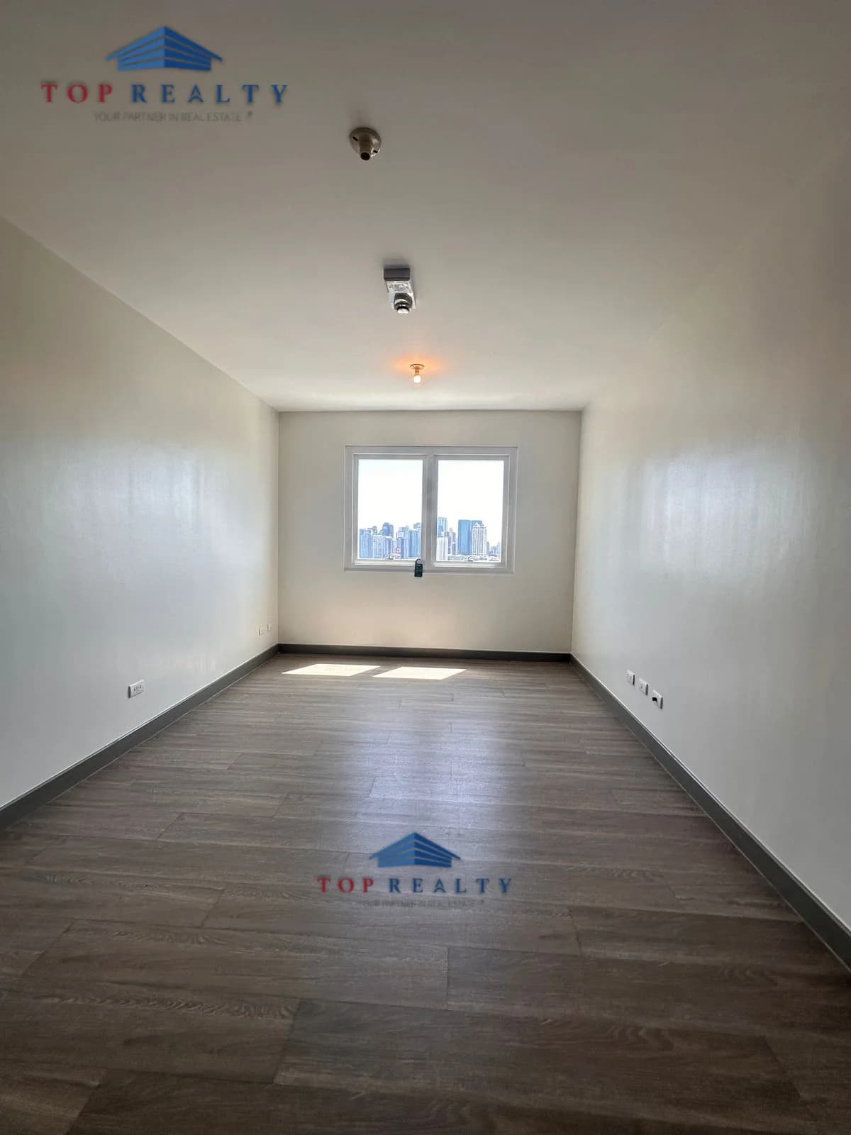 The Connor At Greenhills | Studio 28sqm Condo for Rent in San Juan City