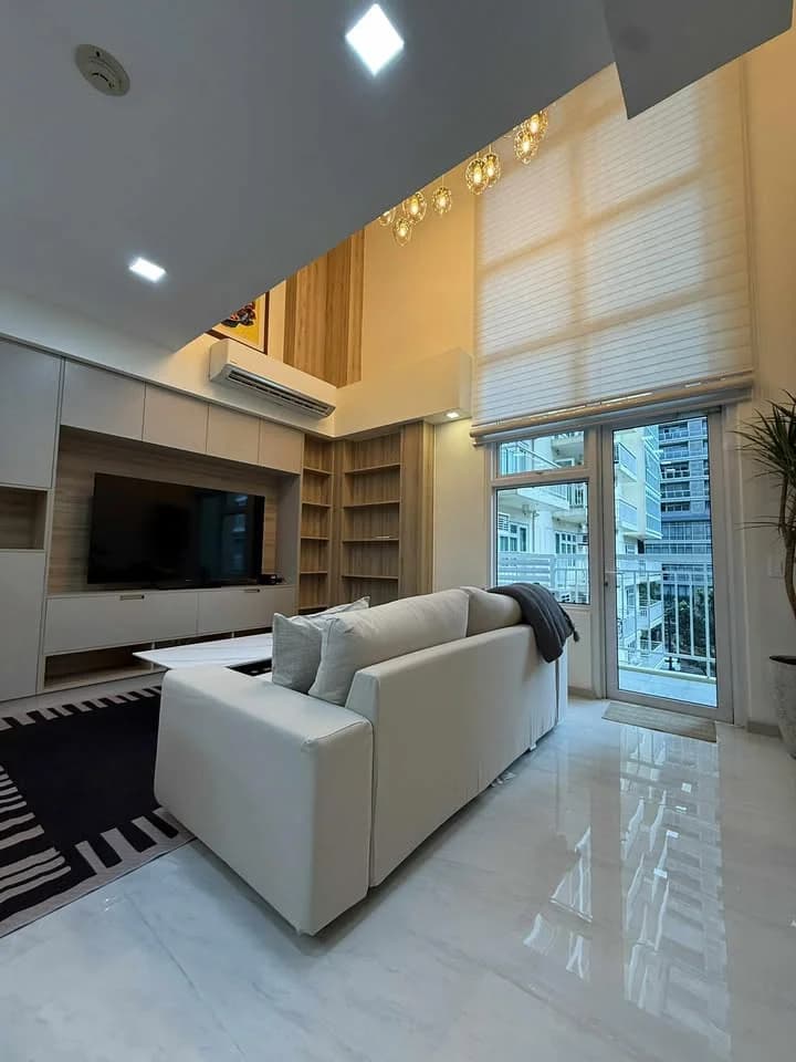 Two Serendra | 1BR 62sqm Condo for Rent in Taguig City - Mckinley