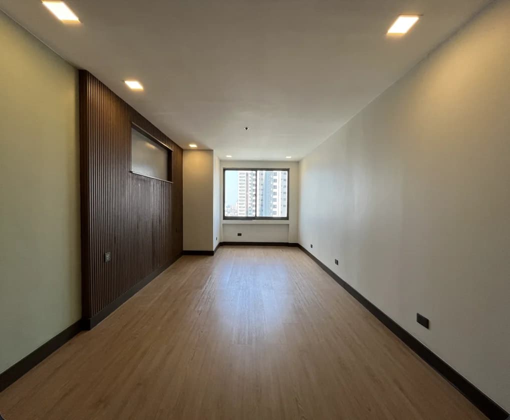 West Of Ayala Condominium | 2BR 112sqm Condo for Sale in Makati City