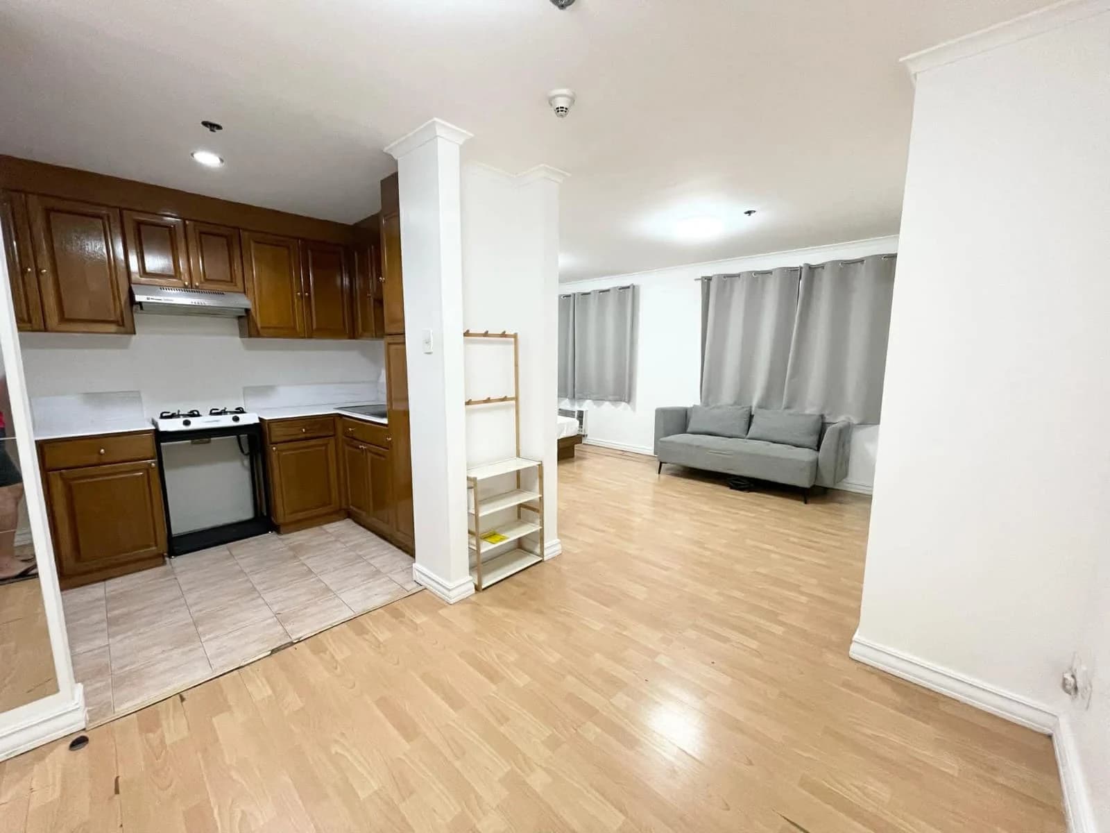 West Of Ayala Condominium | Studio 38sqm Condo for Rent in Makati City
