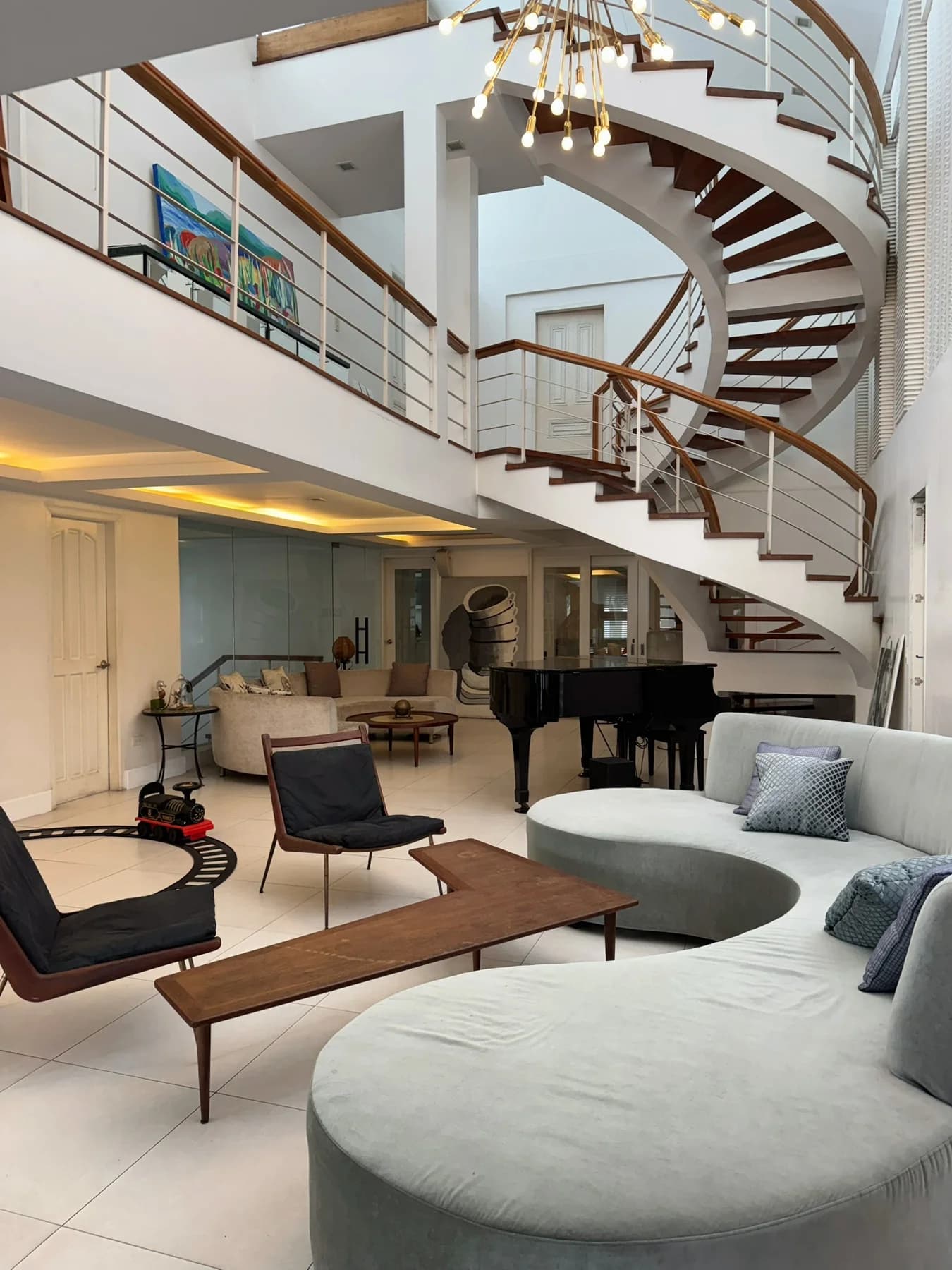 White Plains Subdivision | 6BR 850sqm House & Lot for Sale in Quezon City