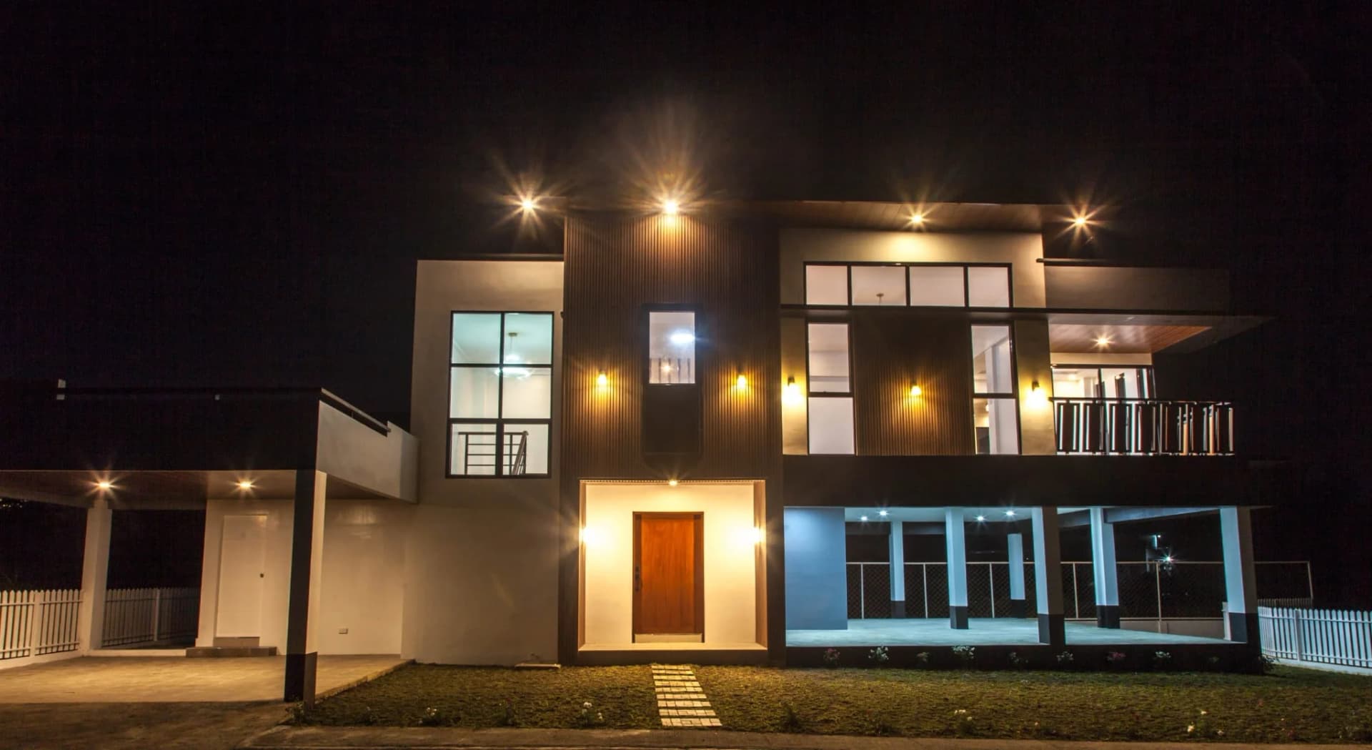 Tagaytay Heights Subdivision | 6BR 364sqm House & Lot for Sale in Tagaytay City