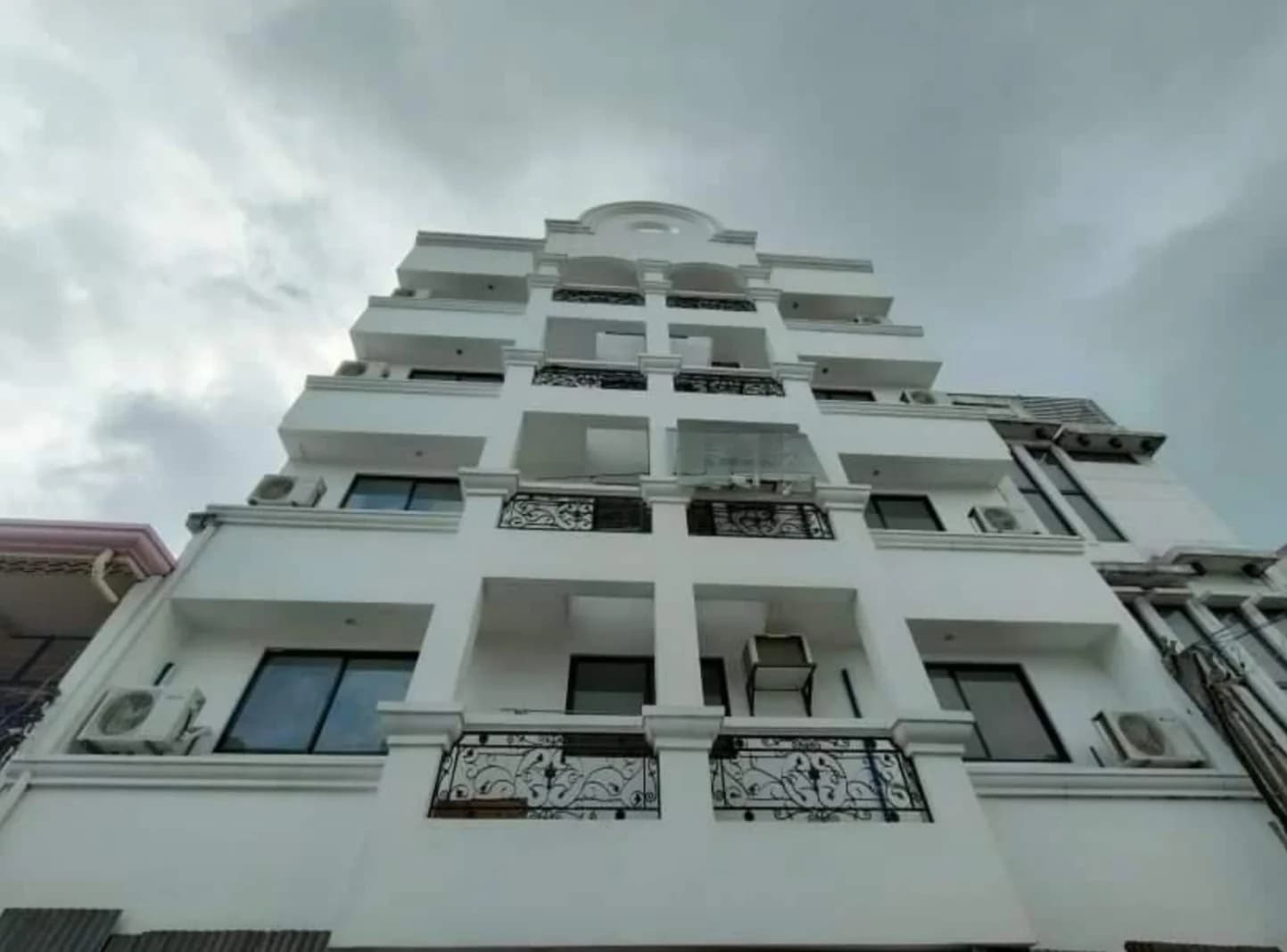 Durango Building | 1470sqm Commercial Space for Rent in Makati City