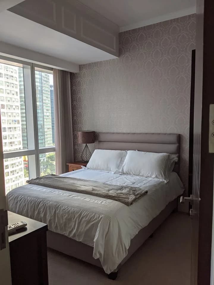 8 Forbestown Road | 1BR 44sqm Condo for Rent in Taguig City - Bgc