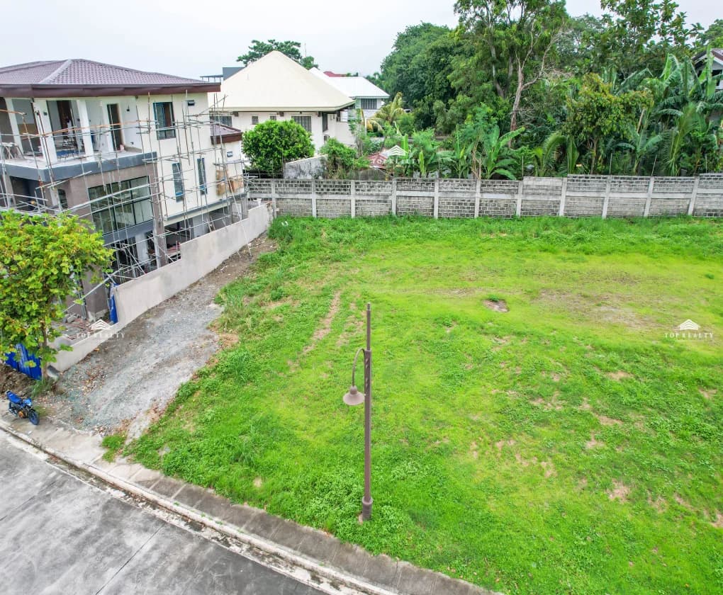 Alabang West | Lot for Sale in Las Piñas City