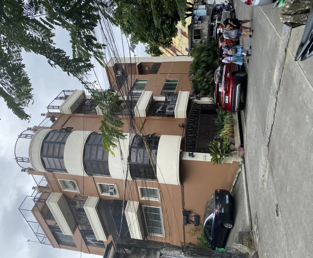 - | 550sqm Commercial Space for Sale in Makati City