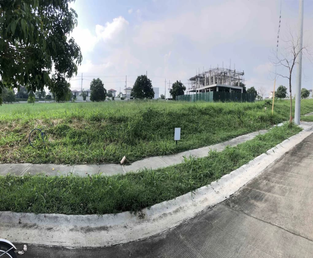 Lumira | Lot for Sale in Laguna