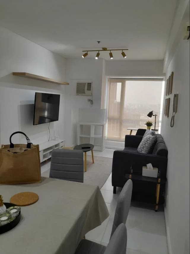 The Columns Ayala | 1BR 48sqm Condo for Rent in Makati City