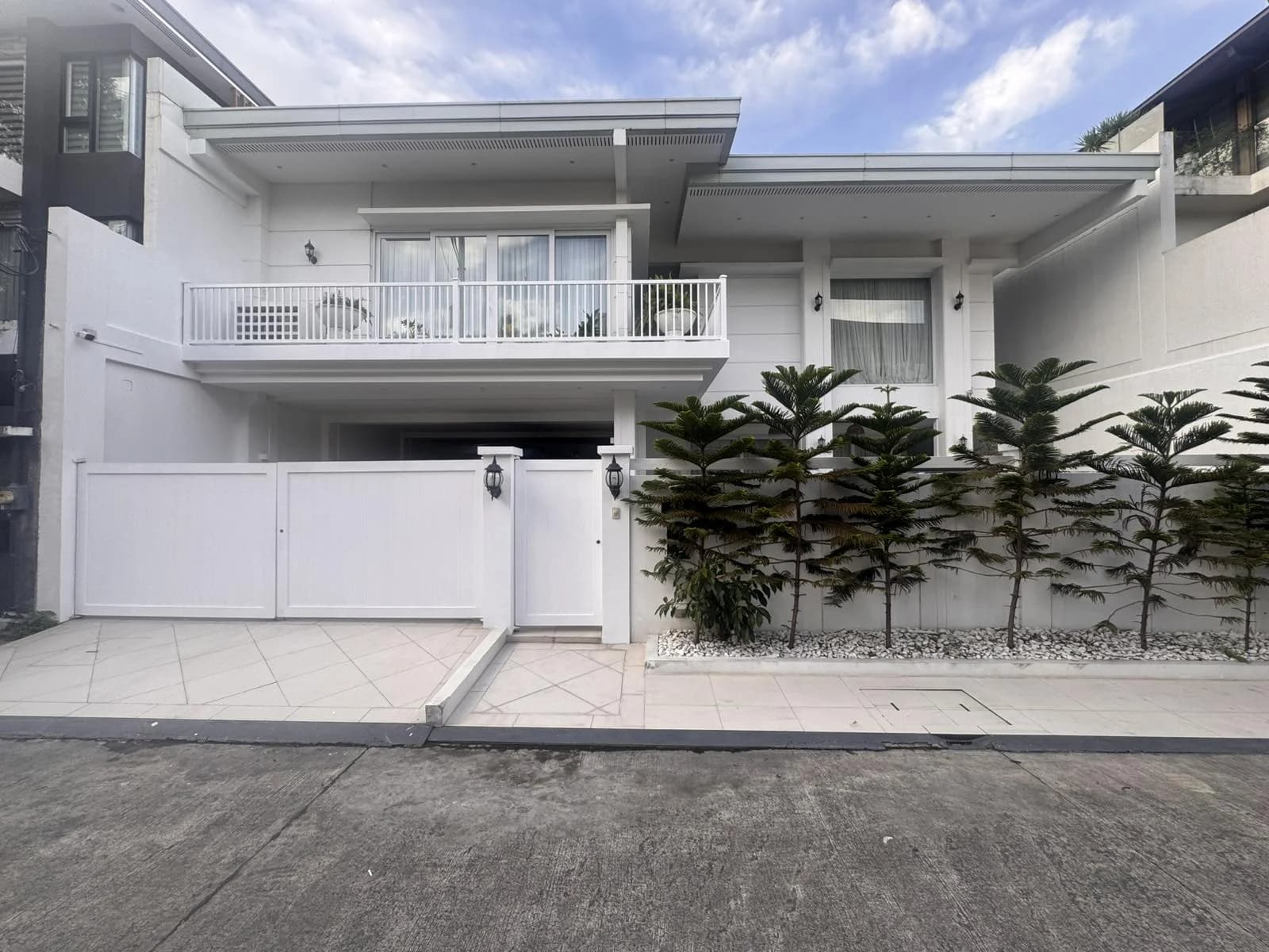 Afpovai Subdivision | 6BR 690sqm House & Lot for Sale in Taguig City