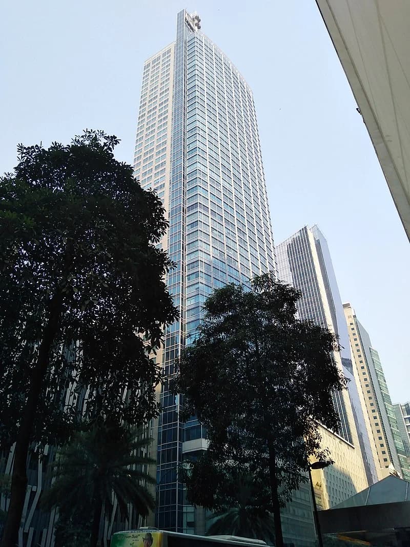 Pbcom Tower | 1378sqm Office Space for Rent in Makati City