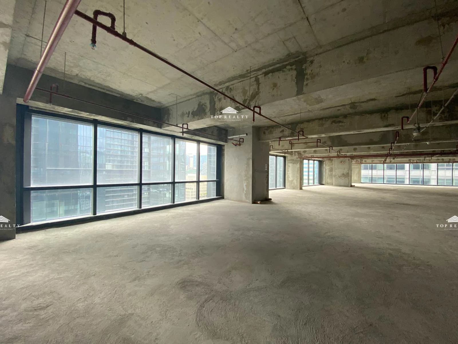 Park Triangle Corporate Plaza | 121sqm Office Space for Rent in Taguig City - Bgc