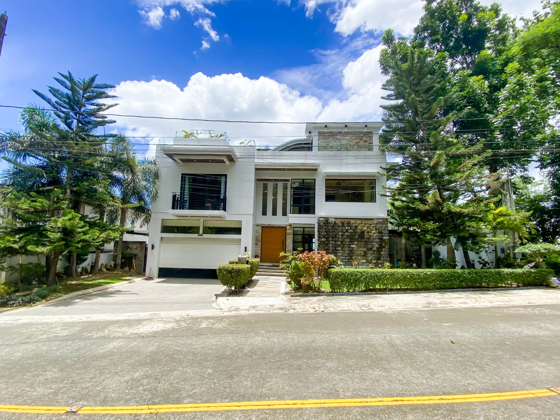 Parkridge Estate Subdivision | 5BR 658sqm House & Lot for Sale in Rizal