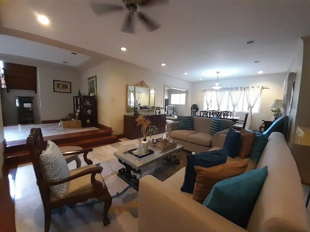 Maries Village | 3BR 400sqm House & Lot for Sale in Quezon City