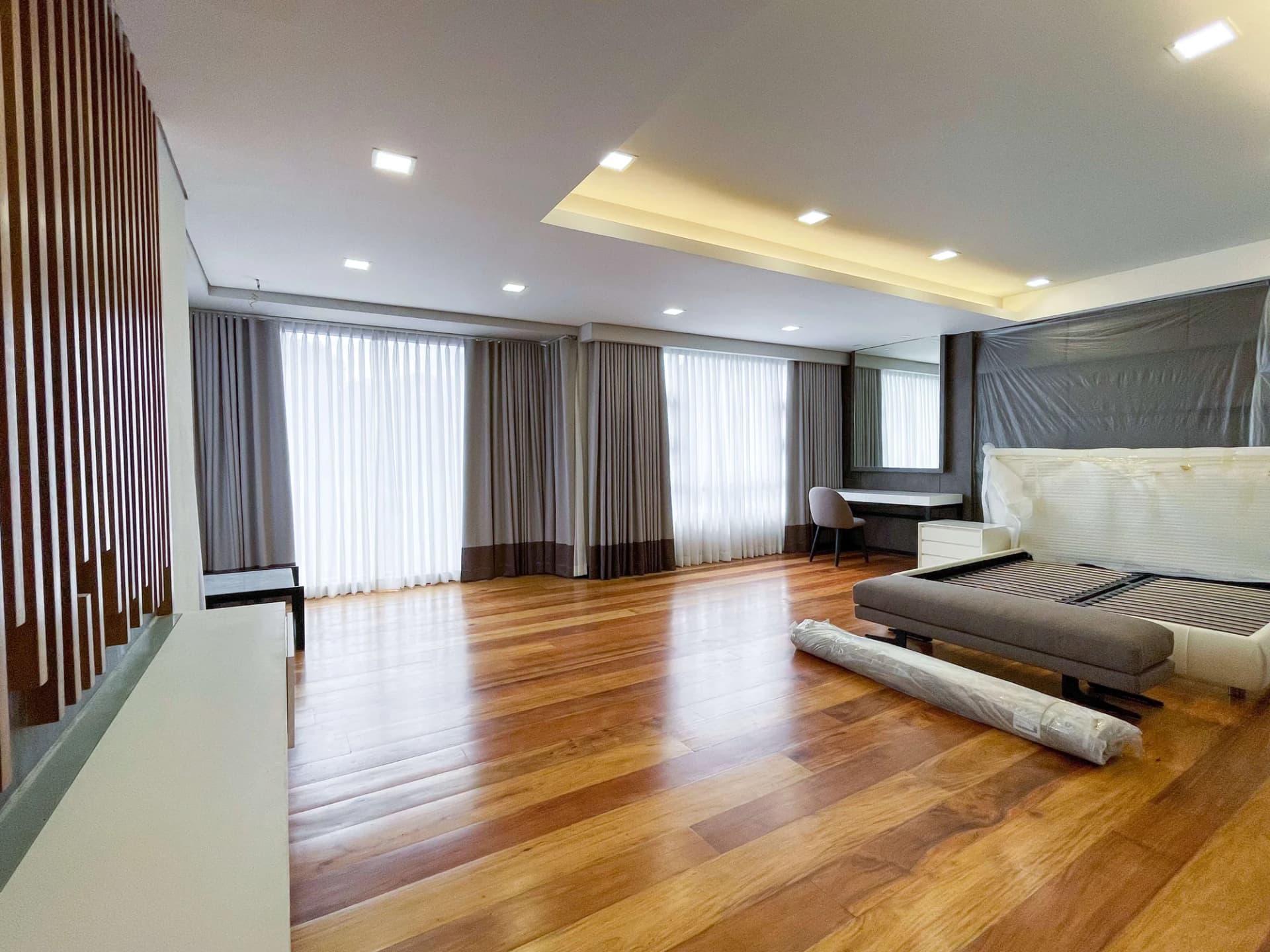 New Manila | 4BR 520sqm Townhouse for Sale in Quezon City