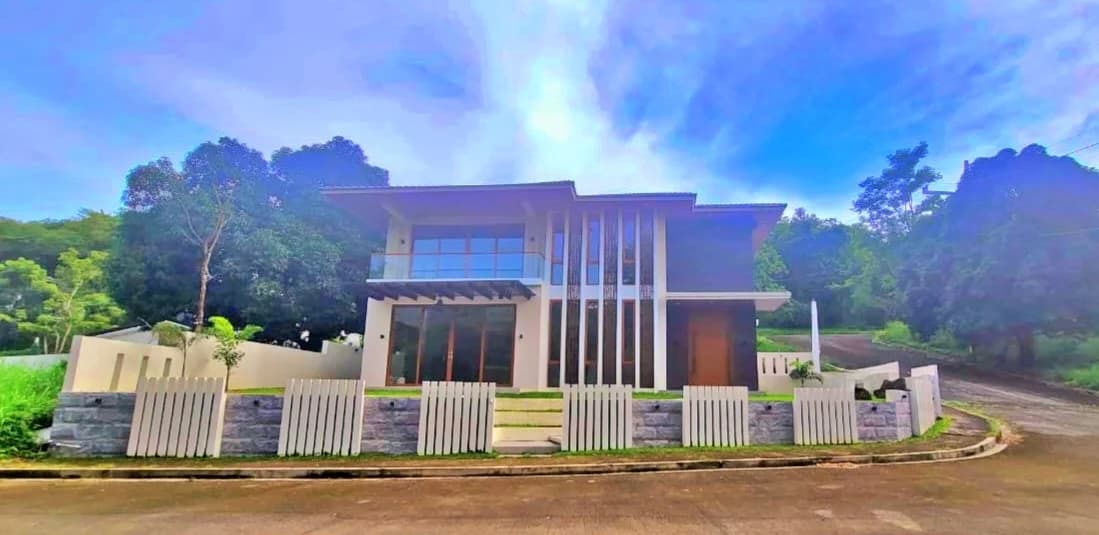 Sun Valley Estates | 4BR 340sqm House & Lot for Sale in Rizal