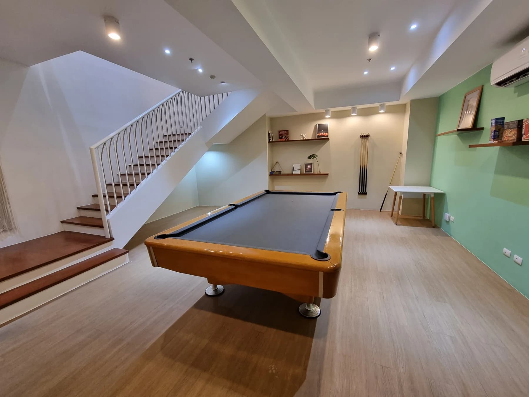 The Veranda | Studio 30sqm Condo for Sale in Taguig City - Arca South