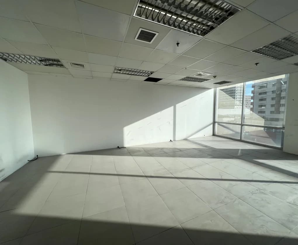 Office Space In 142 Amorsolo Building | 705sqm Office Space for Rent in Makati City - Legazpi Village