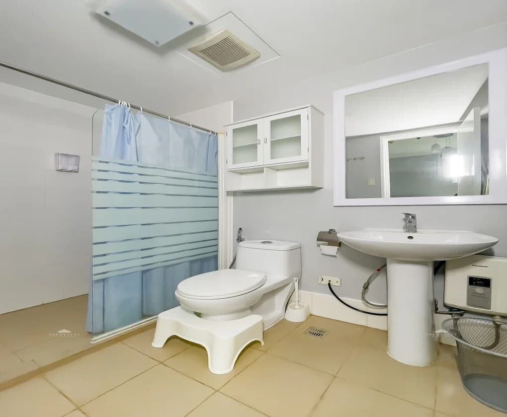 South Of Market | 2BR 74sqm Condo for Rent in Taguig City - Bgc