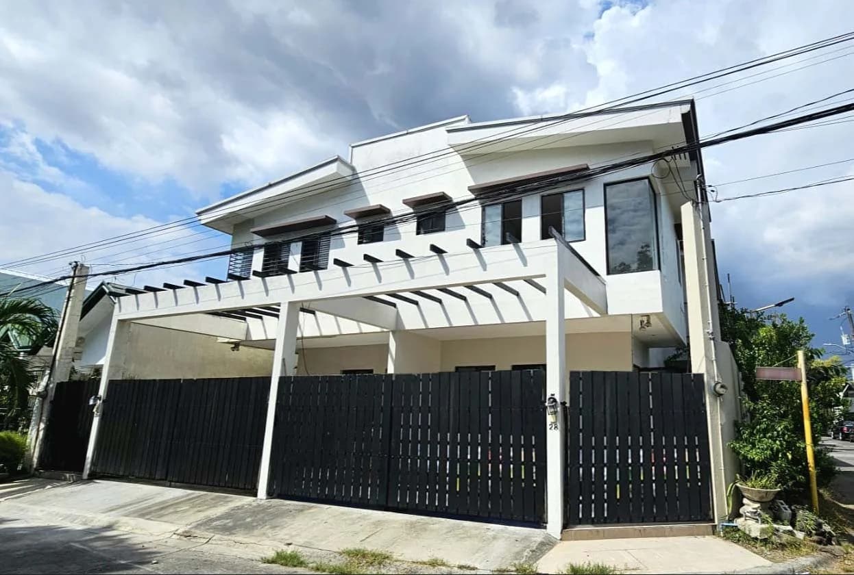 Bfishai | 3BR 200sqm House & Lot for Sale in Las Piñas City