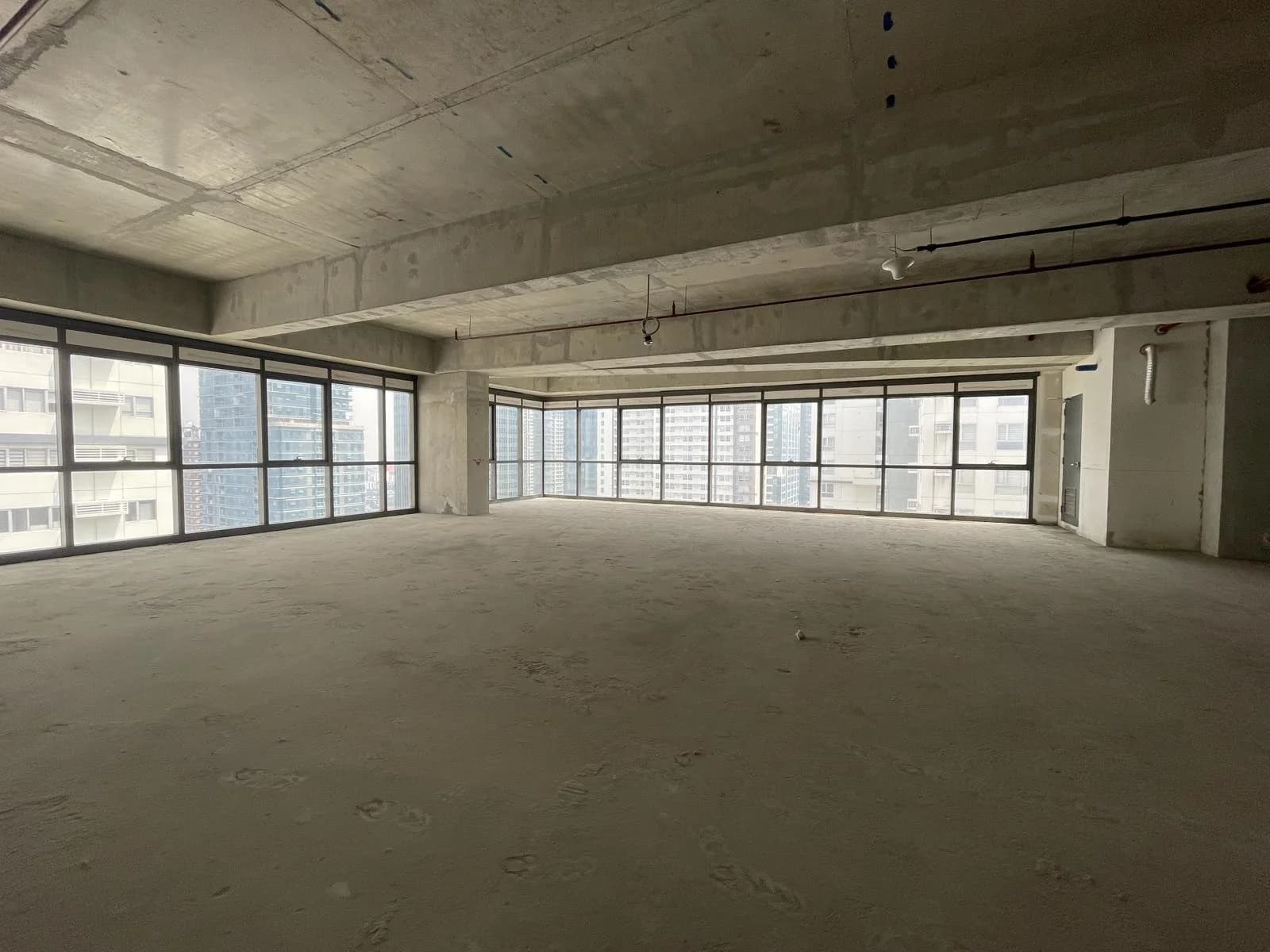 Capital House | 263sqm Office Space for Rent in Taguig City