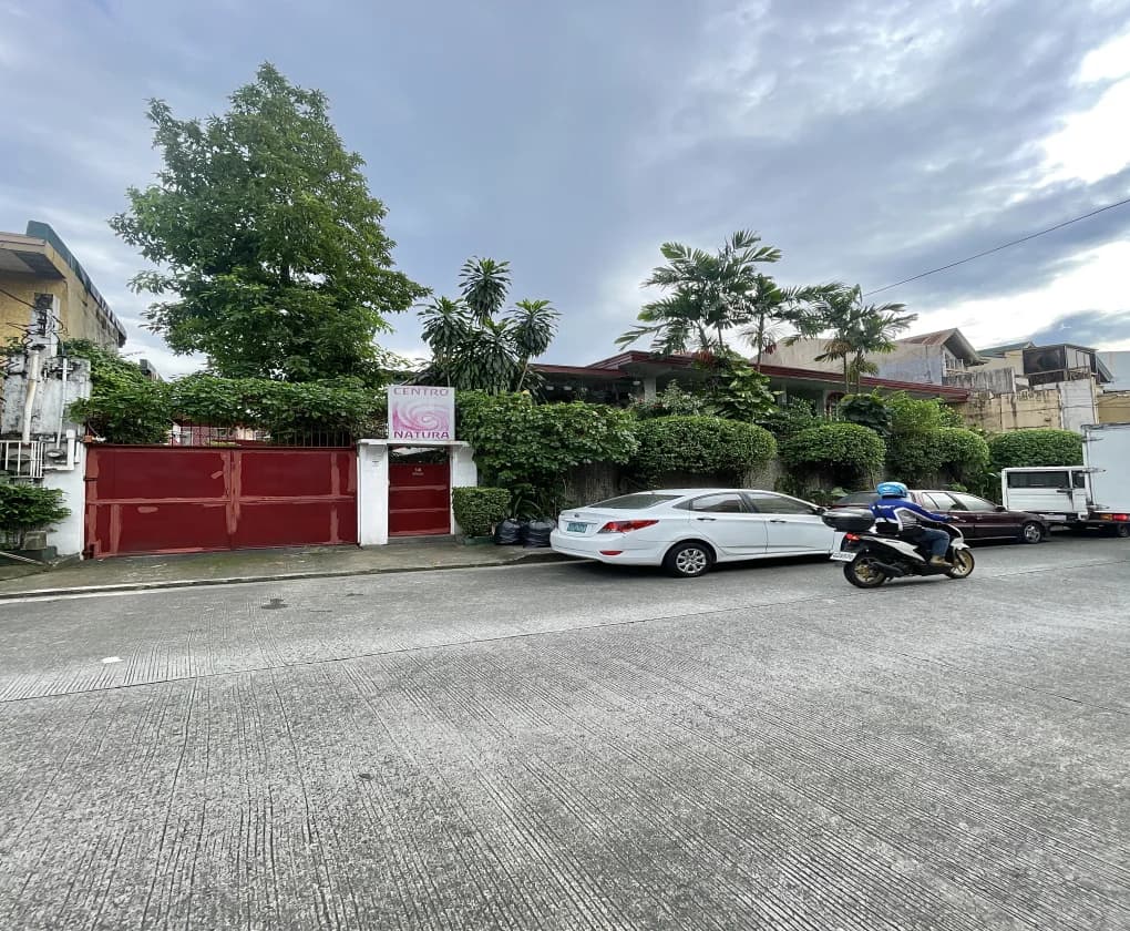 Residential/commercial Property | 850sqm House & Lot for Sale in Quezon City