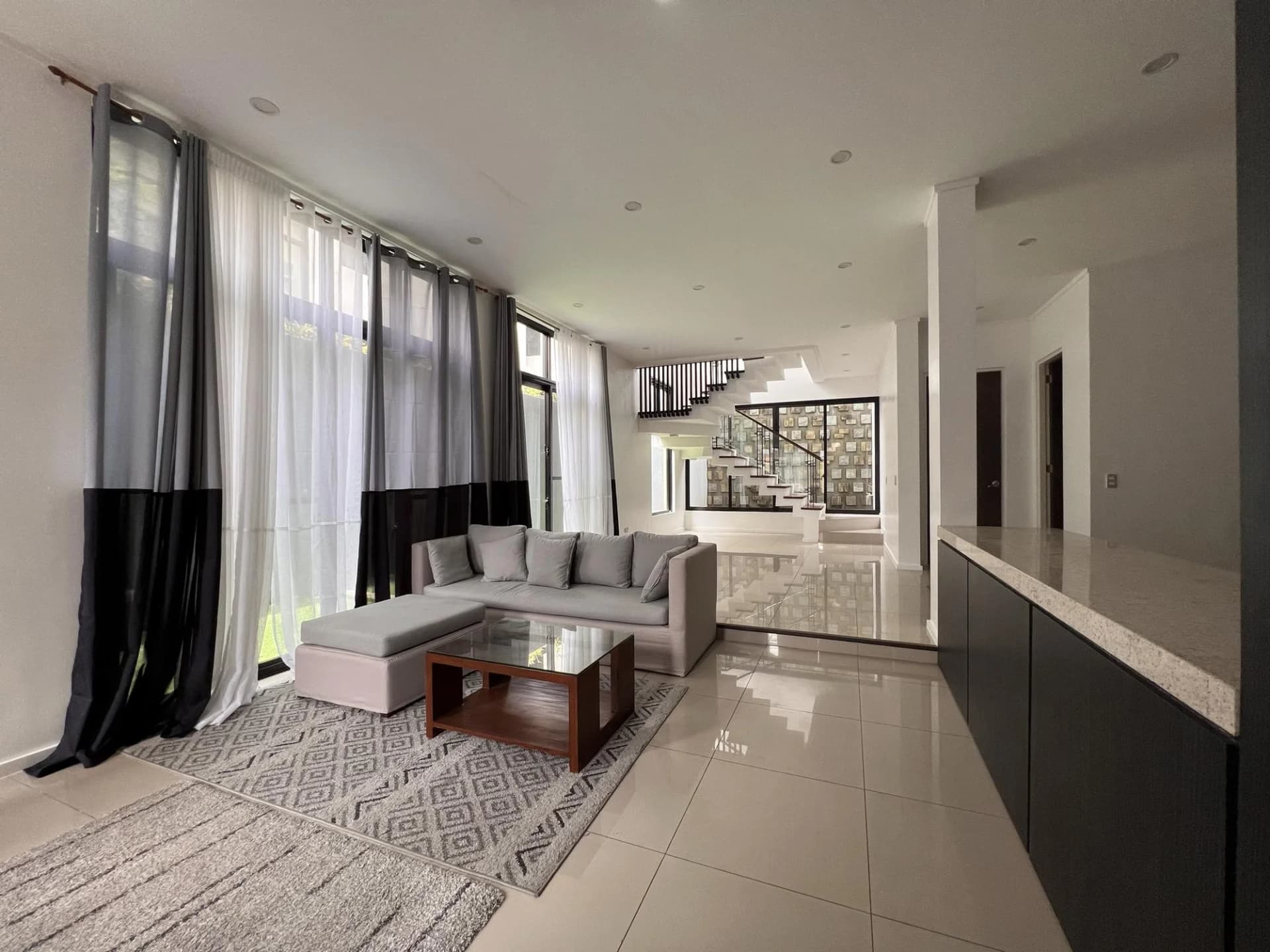 Nsha Bf Homes | 5BR 327sqm House & Lot for Sale in Parañaque City