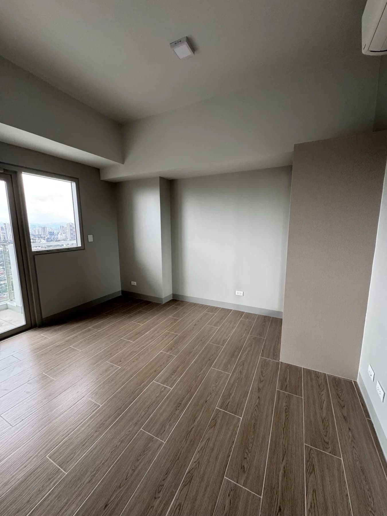 Uptown Arts Residence | Studio 42sqm Condo for Rent in Taguig City - Bgc