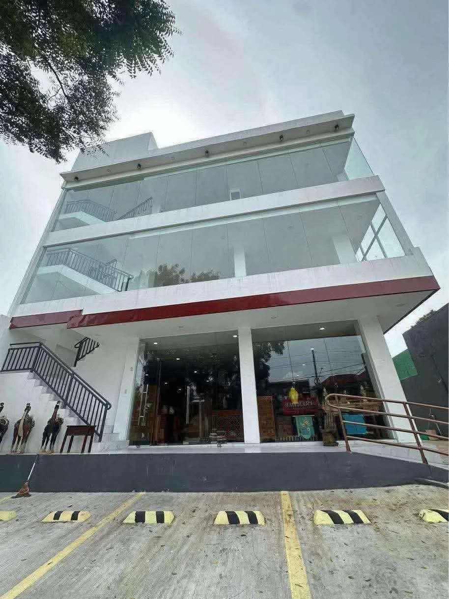 Bf Homes | 220sqm Commercial Space for Sale in Parañaque City