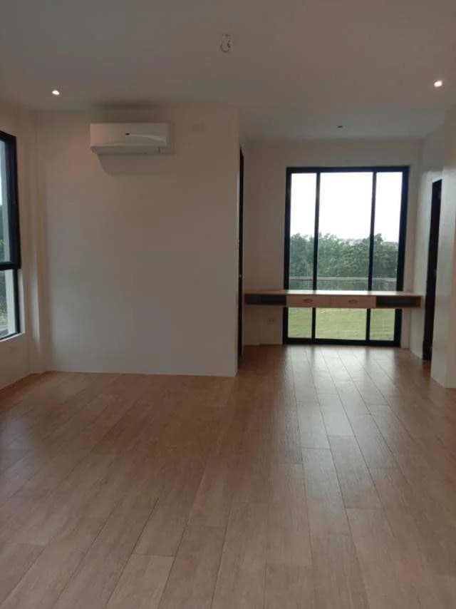 Colinas Verdes | 5BR 404sqm House & Lot for Sale in Bulacan