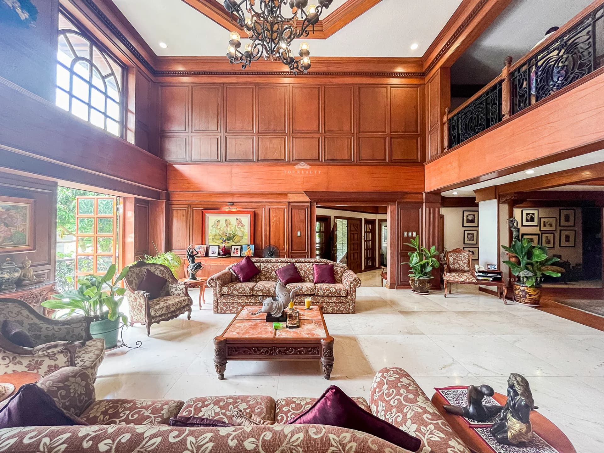 Loyola Grand Villas | 6BR House & Lot for Sale in Quezon City