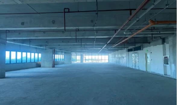 One Le Grand Tower | 1781sqm Office Space for Rent in Taguig City - Mckinley