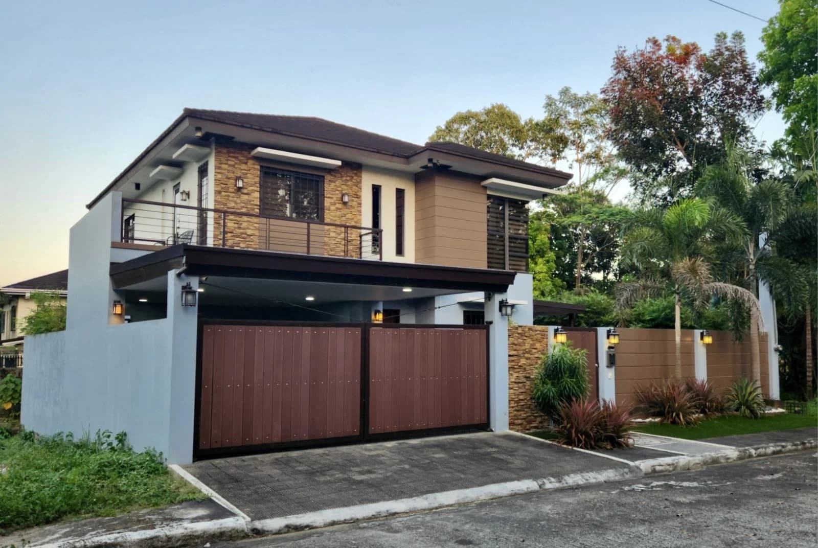 Sitio Seville, Neopolitan Vi Subdivision, North Fairview | 5BR 300sqm House & Lot for Sale in Quezon City